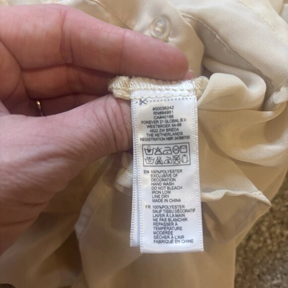 SOLD 90's Forever 21 Cream Sheer Short Sleeve Blouse with Lace Collar  Size L - Picture 8 of 8